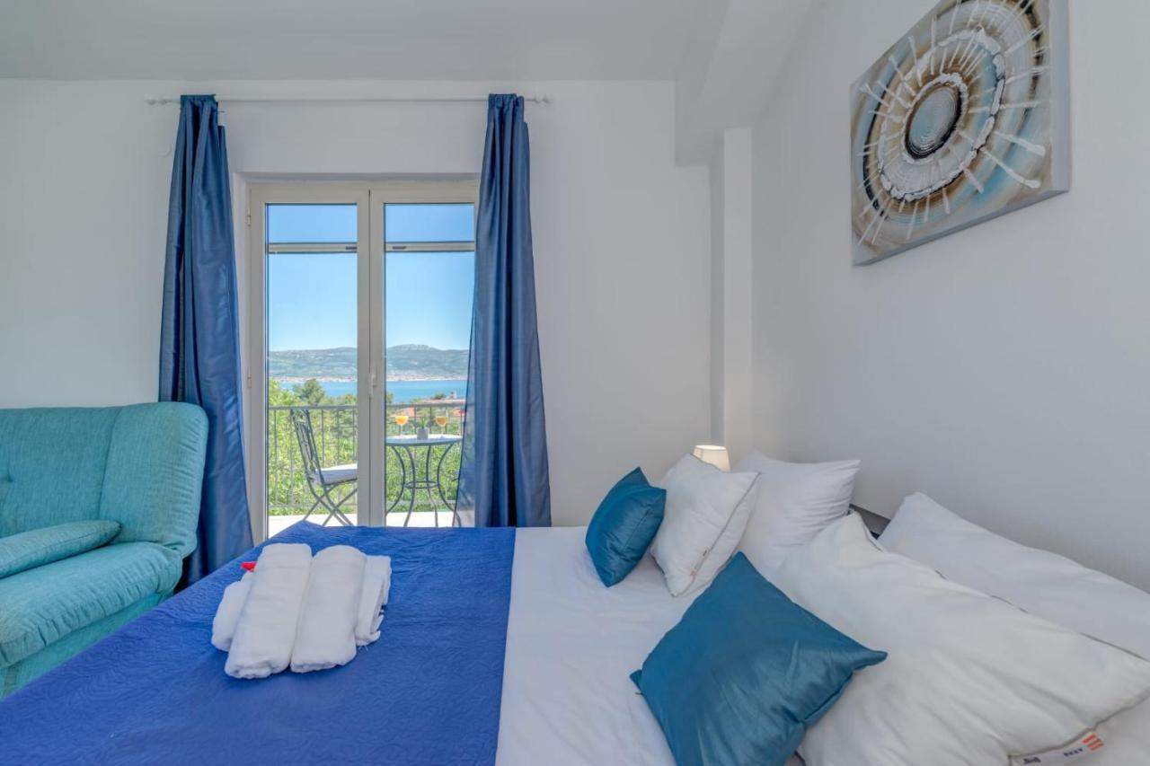 Holiday Home Kalinic Slatine Esterno foto