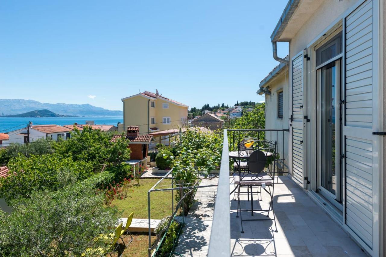 Holiday Home Kalinic Slatine Esterno foto