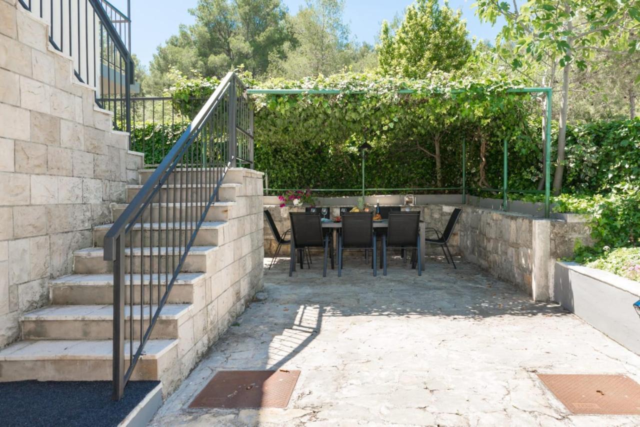 Holiday Home Kalinic Slatine Esterno foto