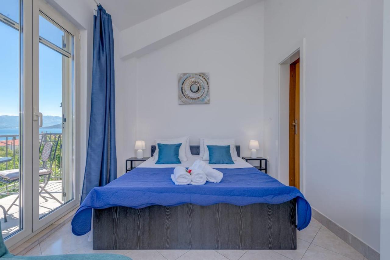 Holiday Home Kalinic Slatine Esterno foto