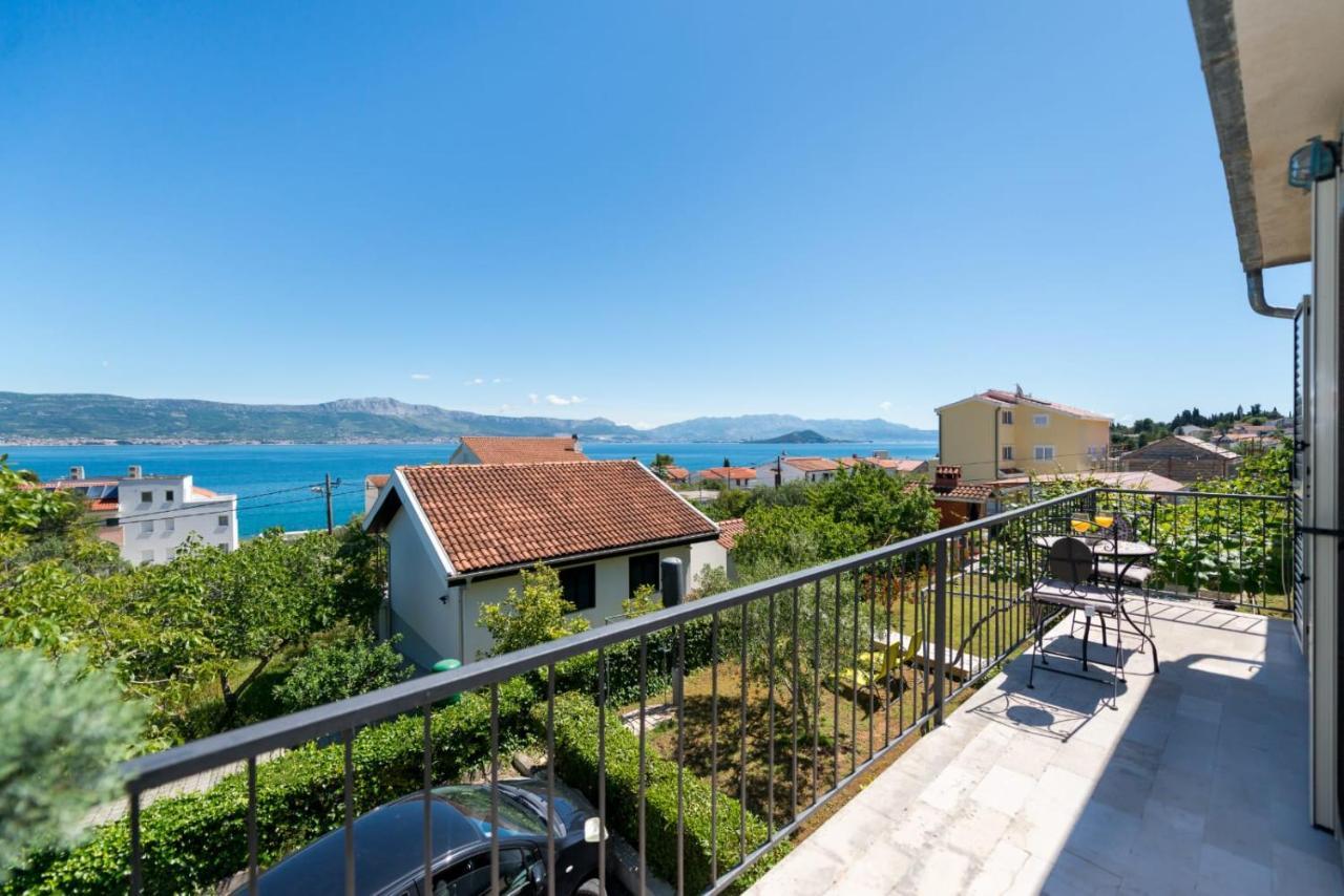 Holiday Home Kalinic Slatine Esterno foto